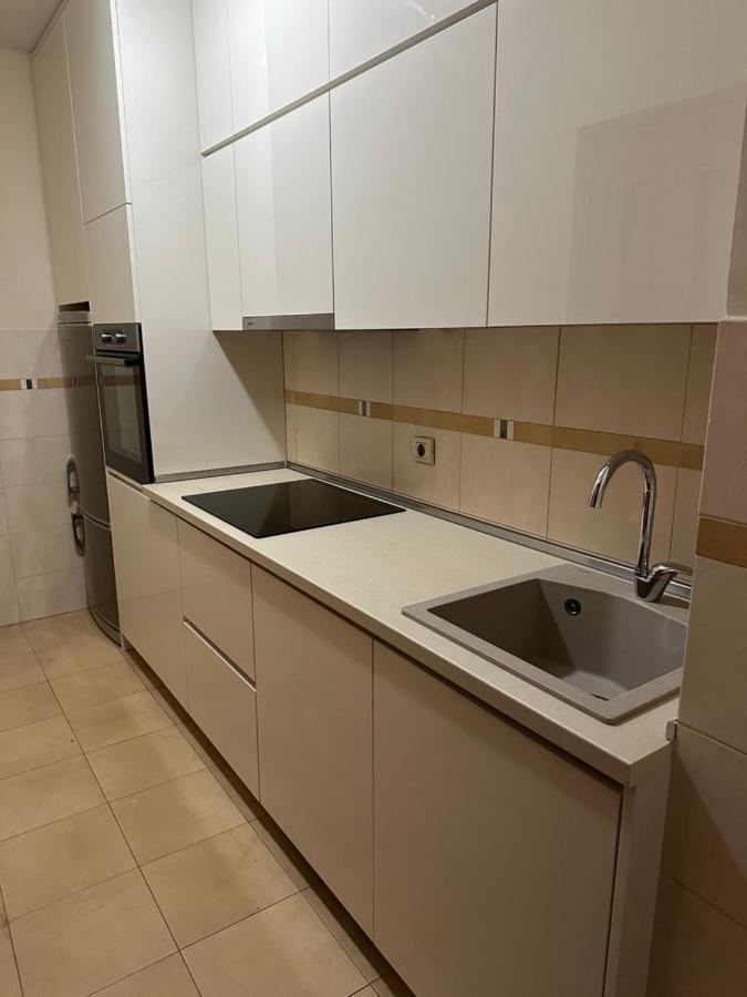 Great Location Two Bedroom Apatment "Maxim" พอดโกริกา ภายนอก รูปภาพ